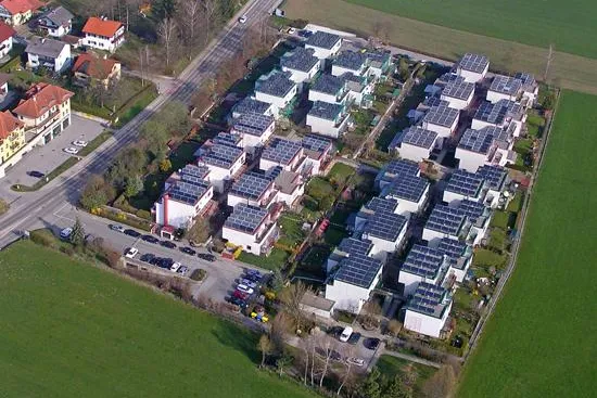 Bild: Wirtschaftsminister Bartenstein und Finanzprokuratur, eine Allianz gegen erneuerbare Energien in Österreich