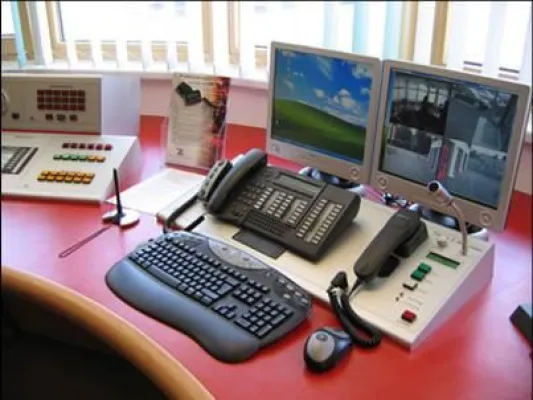 Bild: Erster Überwachungsleitstand mit Videofernaufschaltung im Salzkammergut - Oberösterreich