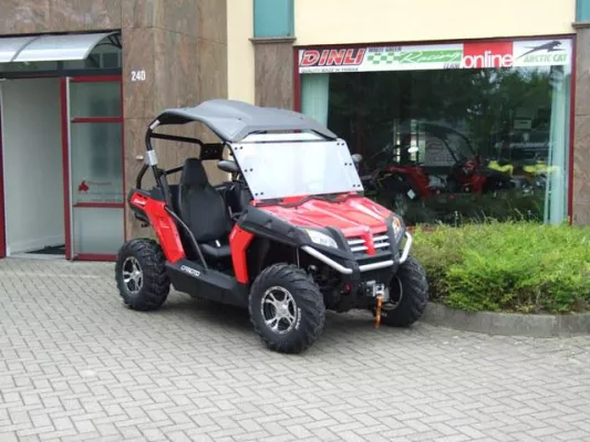Bild: Fahrspaß pur: neues Side by Side von CF Moto zu mieten