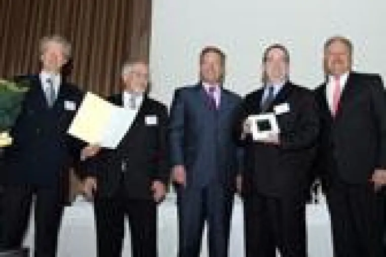 Bild: ELV/eQ-3-Gruppe gewinnt Energieeffizienz-Sonderpreis „Innovatives Unternehmen“