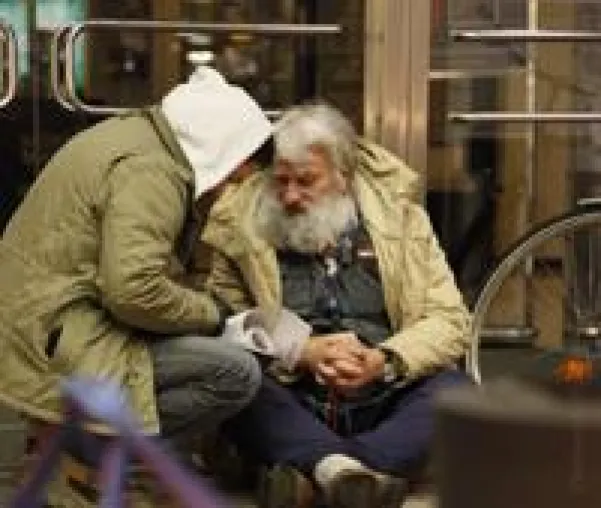 Supertalent Michael Hirte - Freikarten für Obdachlose Bild: Supertalent Michael Hirte - Freikarten für Obdachlose