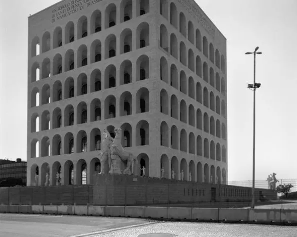 Bild: Ausstellung: Hans-Christian Schink - EUR