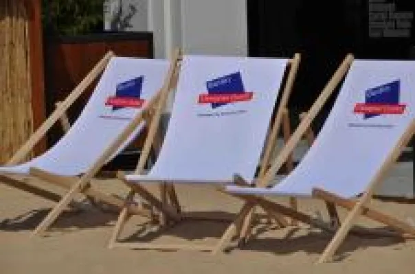 Bild: Summer Beach Party und Sonntagsshopping im Designer Outlet Berlin