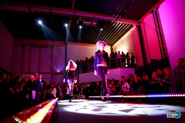 A Night Of Fashion & Lifestyle - HARDERS im Studio Duisburg Bild: A Night Of Fashion & Lifestyle - HARDERS im Studio Duisburg