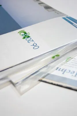 Bild: Bio-Broschürenfolie - Erfolgreicher Start mit Mitarbeiterzeitschrift eines niederländischen Öl-Großkonzerns