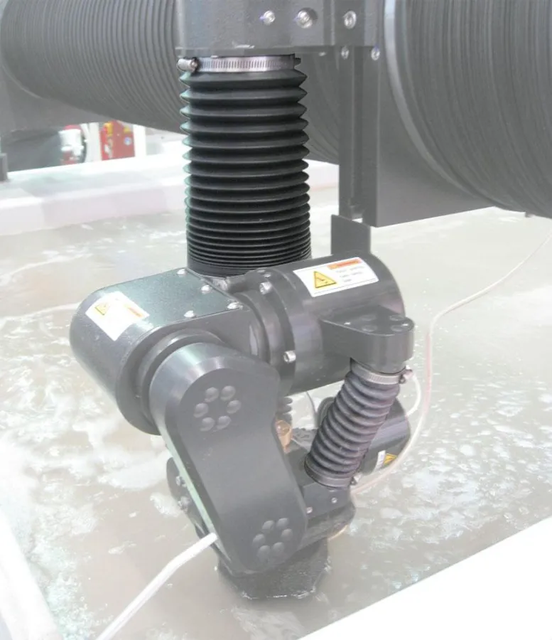 Robuste Gortiflex Faltenbälge an einer Wasserstrahlmaschine