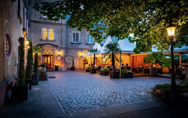 "Kellerzauber" im Schloss Edesheim Bild: "Kellerzauber" im Schloss Edesheim