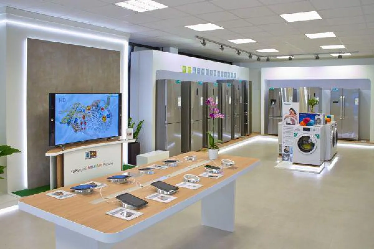 Innovation hautnah: der neue Showroom von Hisense