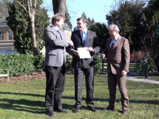 Bild: Dr. Christian Dechêne zum Professor berufen