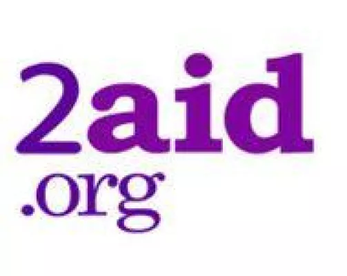 Bild: Die 2.0-Spenden-Aktion von 2aid.org: paket4aid - simsen und tweeten für sauberes Trinkwasser