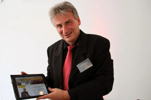 Bild: Premiere für Sprachalarmforum beim Voice of Fire