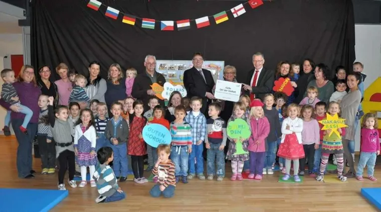 „Mit Vielfalt auf dem Weg in die Zukunft“ Bild: „Mit Vielfalt auf dem Weg in die Zukunft“