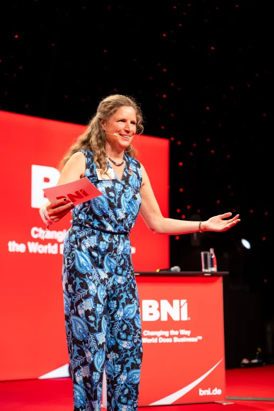 Daniela Landgraf bei der BNI DAKon 2025 in Berlin (© Daniela Landgraf)