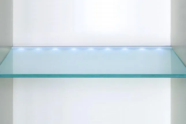 Bild: Innovative LED Glaskantenbeleuchtung im lichtshop24plus