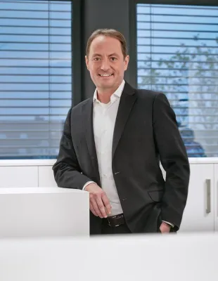 Münch+Münch stärkt mit Nico Holbein die Führungsspitze Bild: Münch+Münch stärkt mit Nico Holbein die Führungsspitze