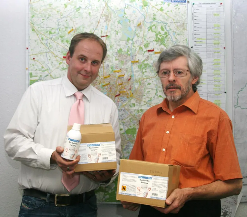 Thorsten Krimphove, WEICON Pressesprecher, mit Ernst-Wilhelm Reick von ANTI ROST