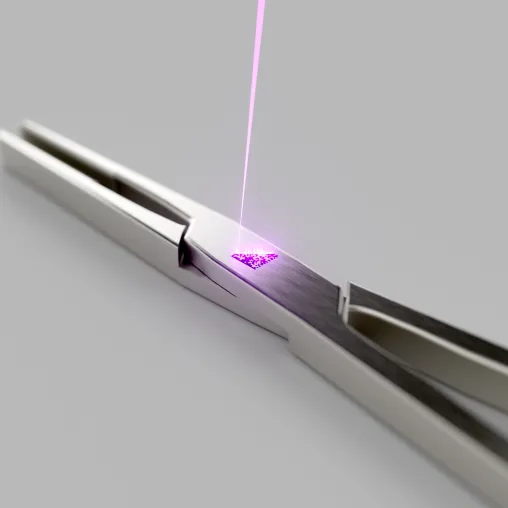 Bild: Rückverfolgbarkeit von Medizinprodukten mit UDI-konformer Laserkennzeichnung