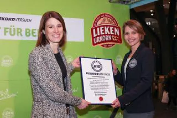 Gemeinsam gekämpft und gesiegt! Stuttgart gewinnt beim LIEKEN URKORN Fit & Vital Städtebattle Bild: Gemeinsam gekämpft und gesiegt! Stuttgart gewinnt beim LIEKEN URKORN Fit & Vital Städtebattle