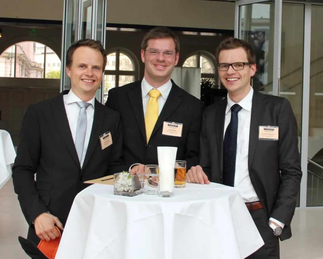 AllDent-Gründer (v.l.) Dr. Matthias Stelzner, Jonas Blinn, Dr. Dr. Ruben Stelzner