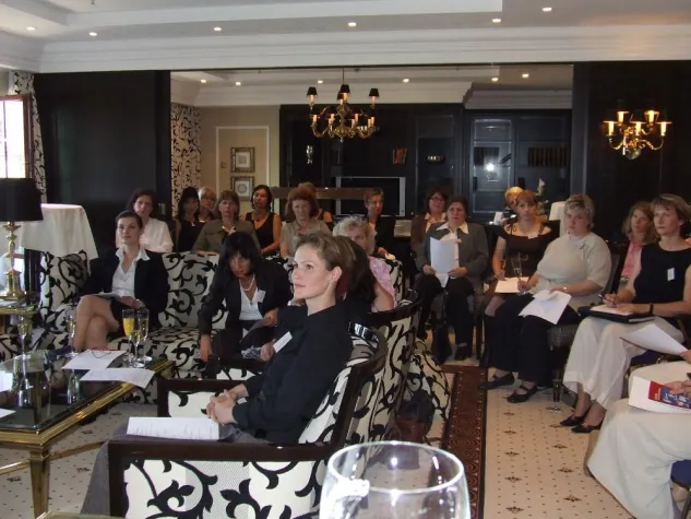 Ein überwältigender Erfolg: der 2. Unternehmerinnenabend in Dresden Bild: Ein überwältigender Erfolg: der 2. Unternehmerinnenabend in Dresden