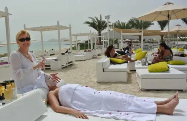 Bild: Kosmetikstudio Fenninger - Beauty-Coach Fenninger in Dubai
