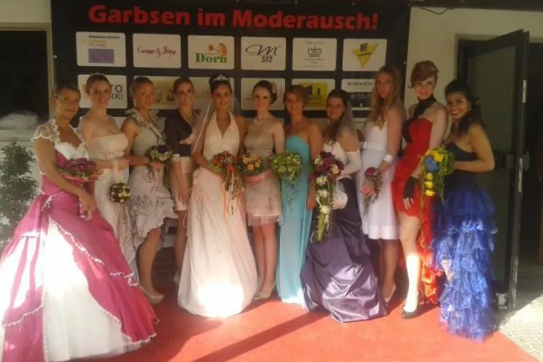 Garbsen im Moderausch präsentiert extravagante Brautmode und Abendmode nach Maß Bild: Garbsen im Moderausch präsentiert extravagante Brautmode und Abendmode nach Maß