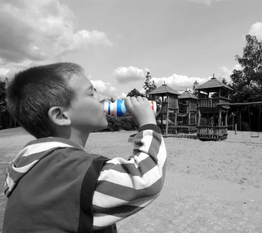 Bild: Biowelle bei Lebensmittelbehältern rollt