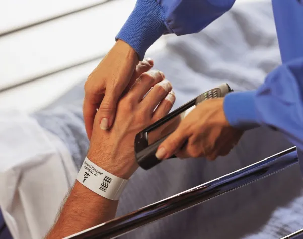 Bild: Rückverfolgbarkeit bei Blutübertragungen