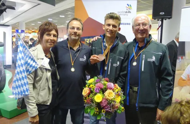 Bild: WorldSkills in Sao Paolo 2015 - Bronze für Tobias Niefenecker