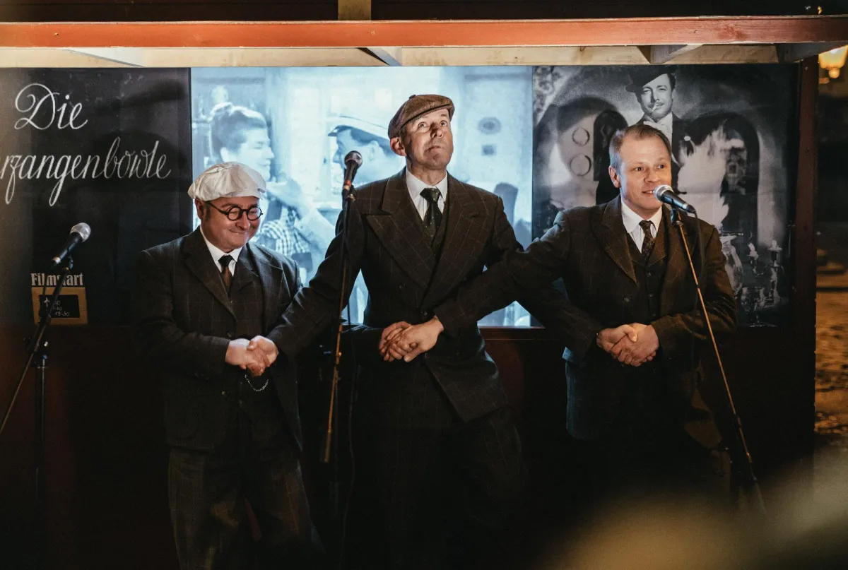 Feuerzangenbowle und die Herr´n von der Tankstelle gibt´s beim Winter-Film-Fest im Nikolaiviertel