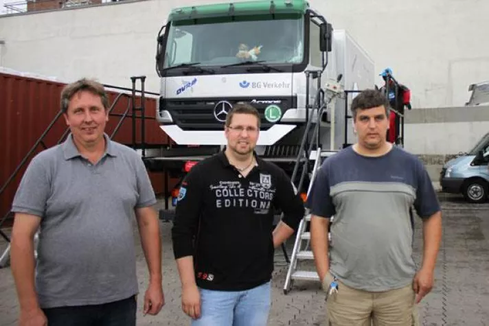 Bild: Bonner Hafen feiert – aber mit Sicherheit