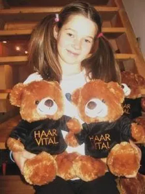 1000 neue Teddys um Kinder krebskranker Mütter glücklich zu machen Bild: 1000 neue Teddys um Kinder krebskranker Mütter glücklich zu machen