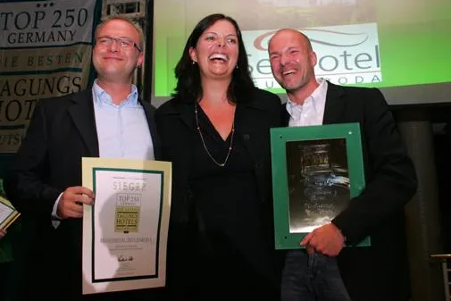 Ausgezeichnet - Seehotel Zeulenroda erneut bestes deutsches Tagungshotel Bild: Ausgezeichnet - Seehotel Zeulenroda erneut bestes deutsches Tagungshotel