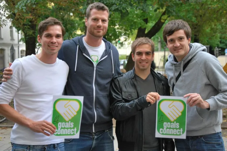 Philipp Lahm gibt Startschuss zur Afrika-Tour „Goals for Africa“ Bild: Philipp Lahm gibt Startschuss zur Afrika-Tour „Goals for Africa“