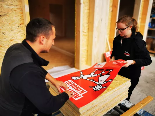 Bild: Achtung Kinder! Gemeinsame Plakataktion für mehr Verkehrssicherheit