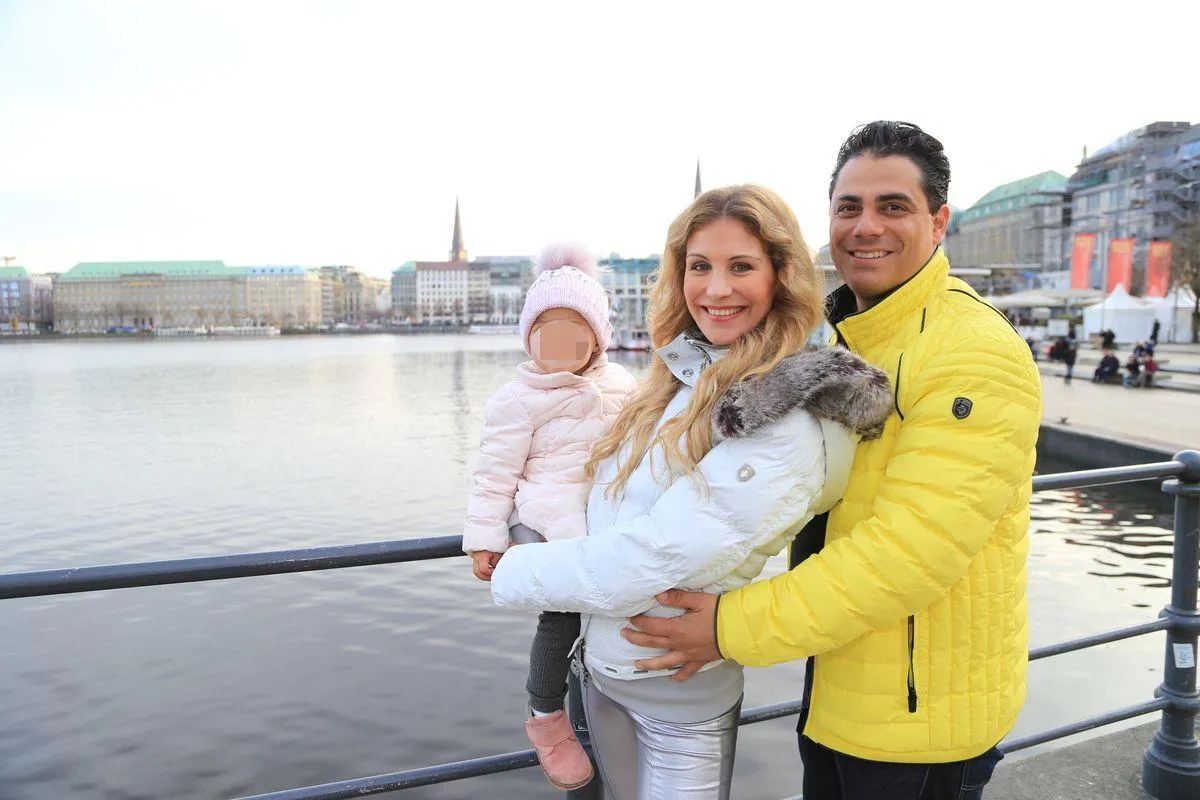 Stefanie Schanzleh und Silva Gonzalez mit Tochter (Foto: Heiko Wessling)