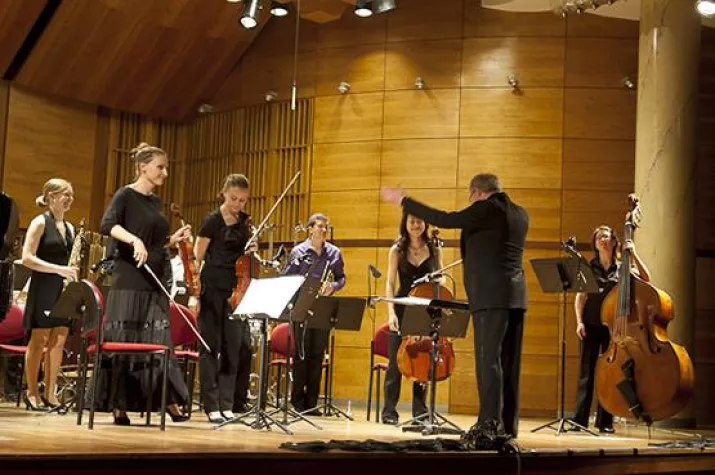 Bild: Neue musikalische Kommentare zur Realität