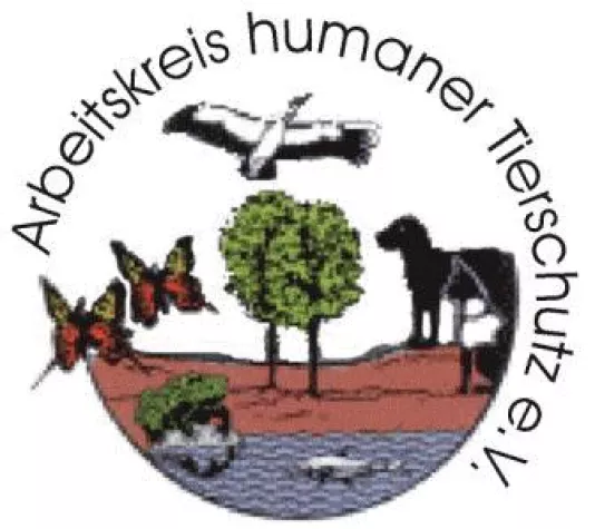 Spektakuläre Tierschutzaktion vor Berliner Moschee Bild: Spektakuläre Tierschutzaktion vor Berliner Moschee