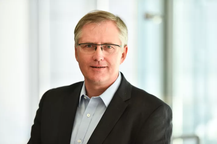 Lino GmbH Österreich wird 100%ige Tochter der Lino GmbH Deutschland Bild: Lino GmbH Österreich wird 100%ige Tochter der Lino GmbH Deutschland