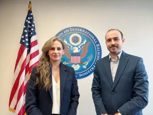 ALLATRA-Präsidentin Maryna Ovtsynova nahm am hochrangigen Treffen der USCIRF teil Bild: ALLATRA-Präsidentin Maryna Ovtsynova nahm am hochrangigen Treffen der USCIRF teil