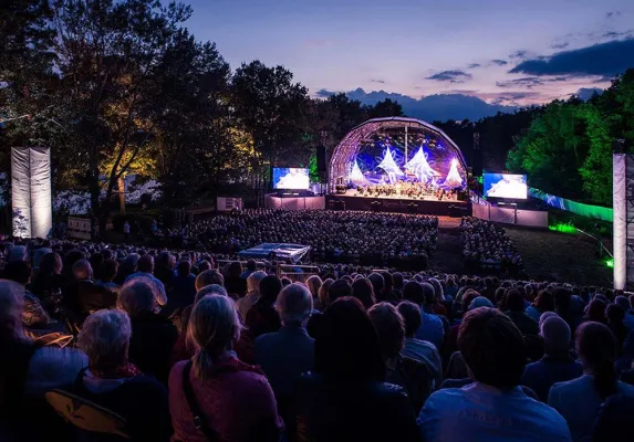 Bild: eps bringt Sommernachts-Openairs in Erlangen hoch hinaus