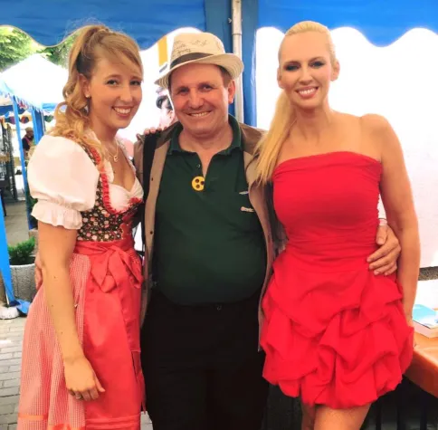 Bild: 10 Jahre Vogelgnadenhof mit Musik