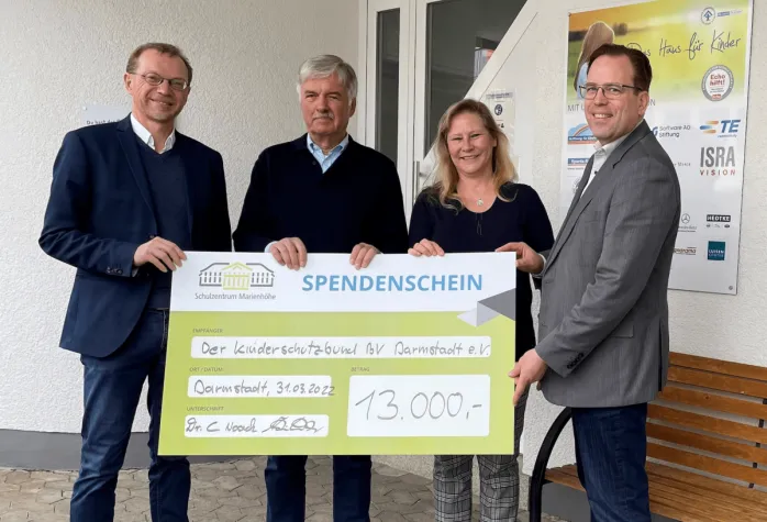 Spendenübergabe an Kinderschutzbund Bild: Spendenübergabe an Kinderschutzbund