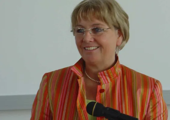 Bild: Der Pflege fehlen Unterstützungskonzepte für pflegende Angehörige