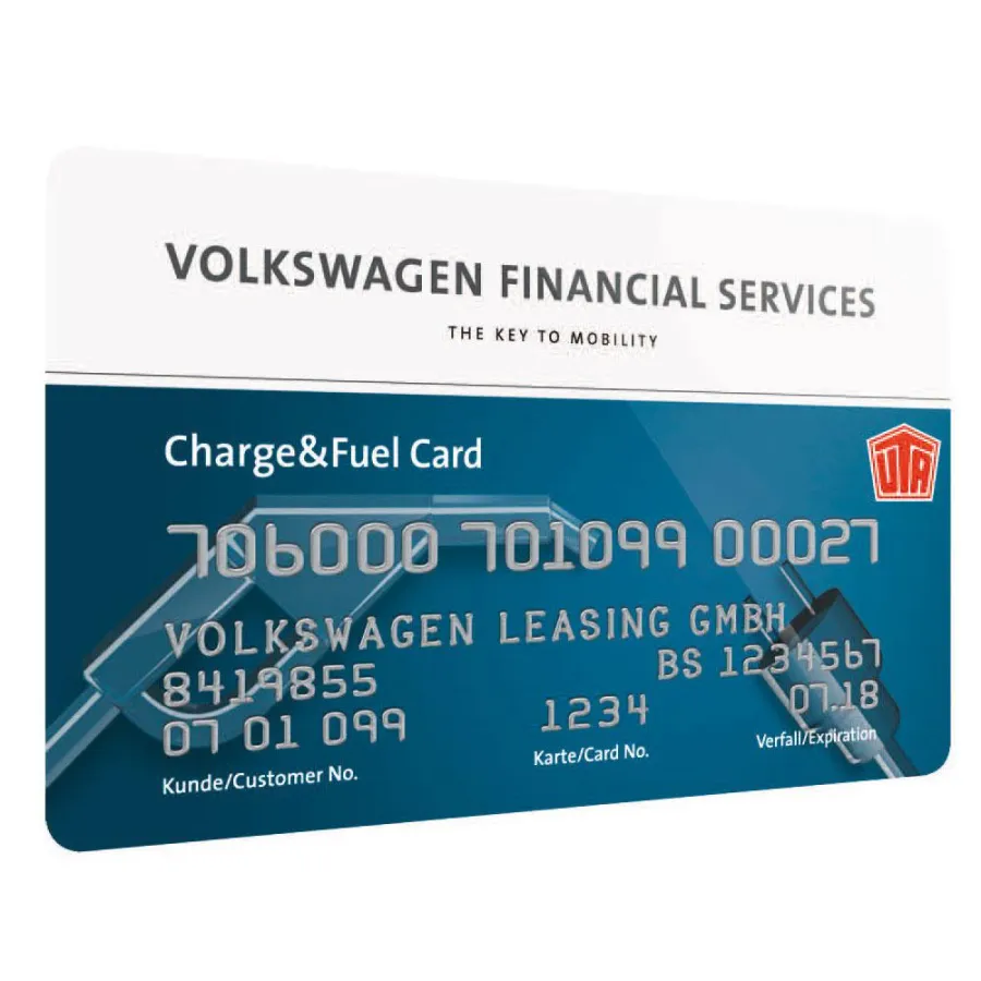 Die Charge&Fuel Card mit der Kunden nun auch 500 weitere Ladepunkte von chargeIT mobility nutzen kön