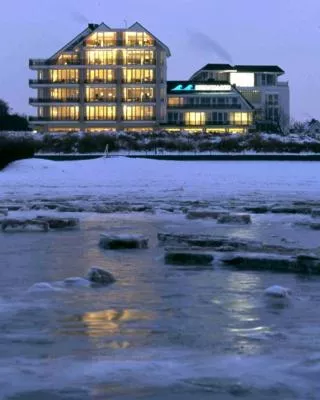 Bild: Rundum Wohlfühlen mit der Kraft des Meeres bei Original-Thalasso-Treatments im Badhotel Sternhagen
