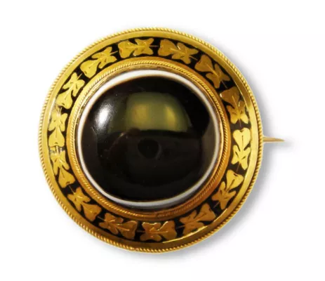 Schmuck antik - www. online-boerse.org: Seltene Brosche aus dem Besitz der Queen Victoria wir angeboten Bild: Schmuck antik - www. online-boerse.org: Seltene Brosche aus dem Besitz der Queen Victoria wir angeboten
