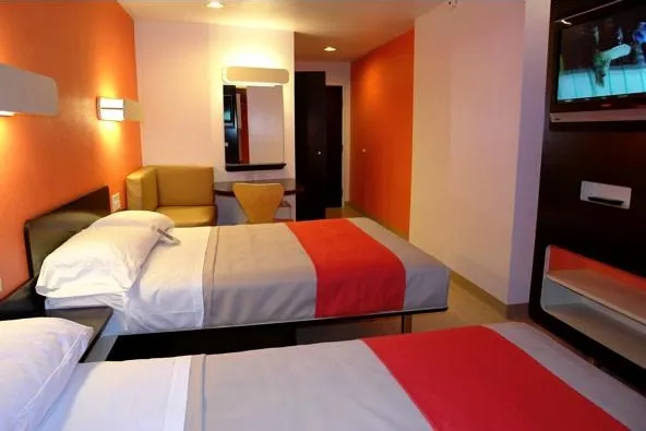 Motel 6 erhält „Travel + Leisure“ Design Award 2010 als „Best Large Hotel“ Bild: Motel 6 erhält „Travel + Leisure“ Design Award 2010 als „Best Large Hotel“