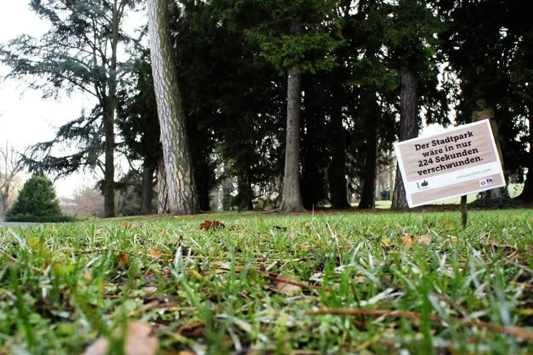 Save Our Soils setzt mit Guerilla-Aktion ein Zeichen für gesunde Böden Bild: Save Our Soils setzt mit Guerilla-Aktion ein Zeichen für gesunde Böden