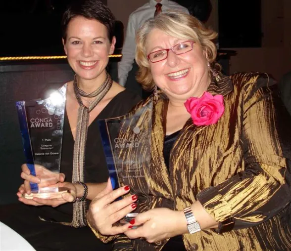 Sabine Asgodom bekommt den Conga-Award für die beste Moderation Bild: Sabine Asgodom bekommt den Conga-Award für die beste Moderation
